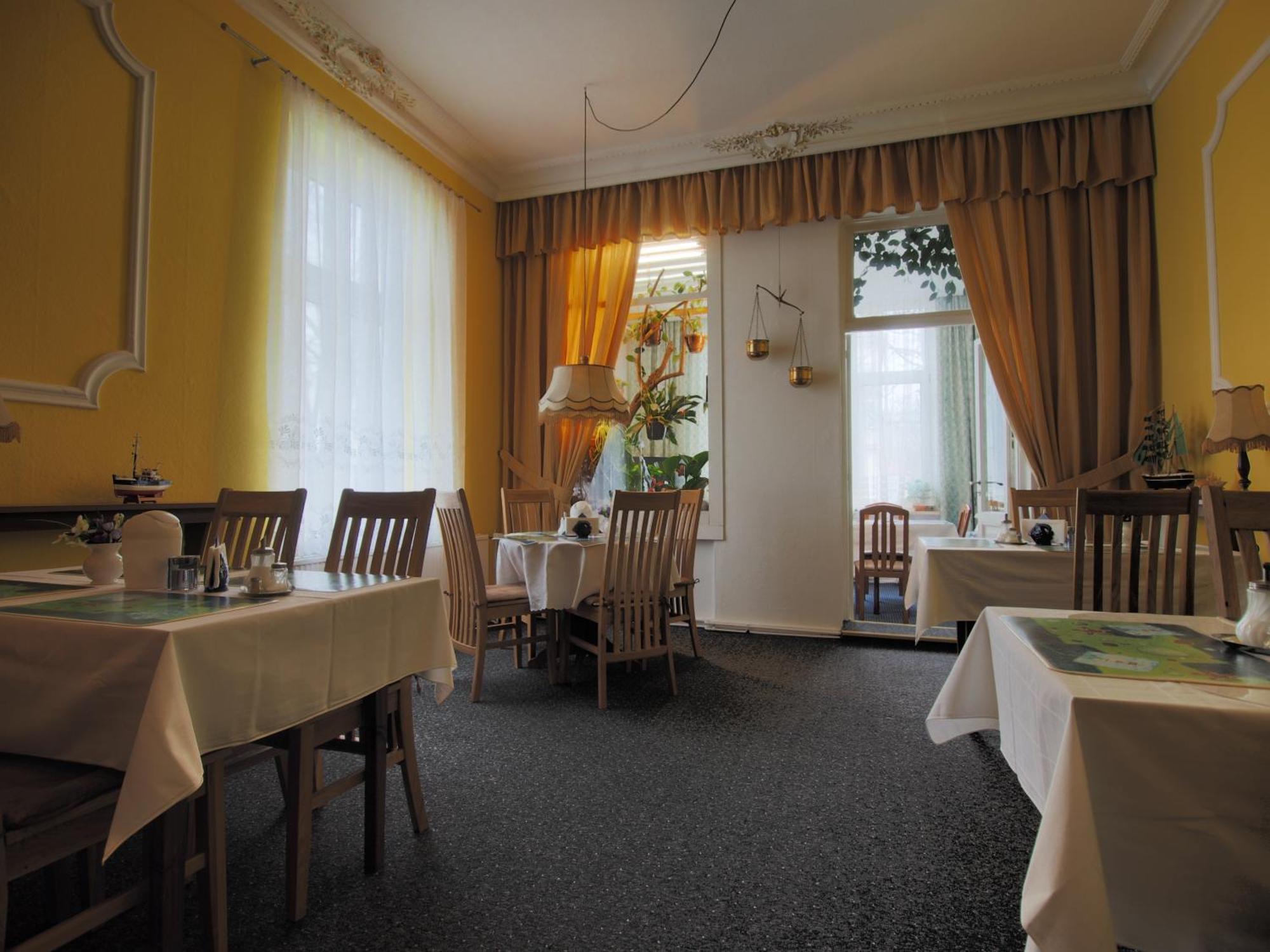 Haus Nordstern Warnemuende Gasthof Rostock